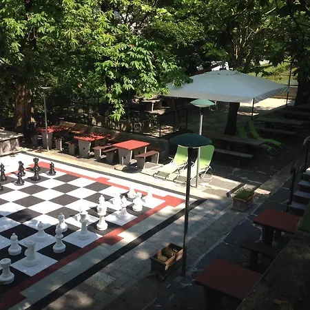 宾馆 泽恩德拉利石窟宾馆